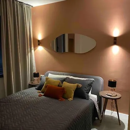 2+1 Luxury Flat In The Center